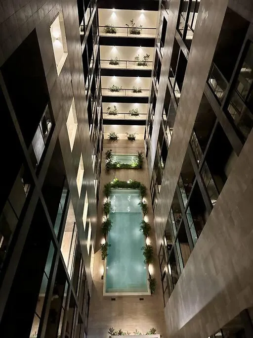 Apartment Pool View Condo / Rooftop Pool, Jacuzzi, Gym & Bar Playa del Carmen Mexico