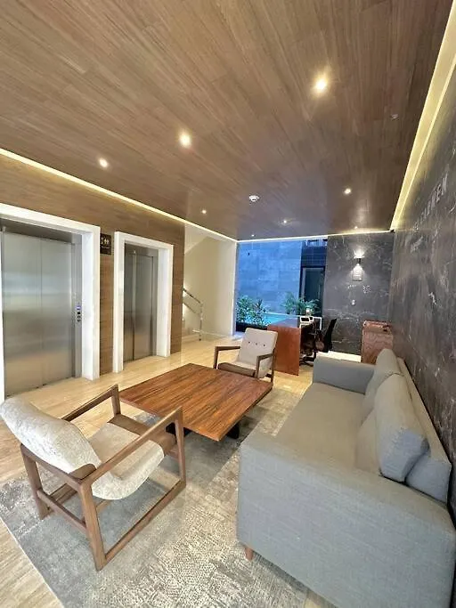 Pool View Condo / Rooftop Pool, Jacuzzi, Gym & Bar Playa del Carmen Apartment