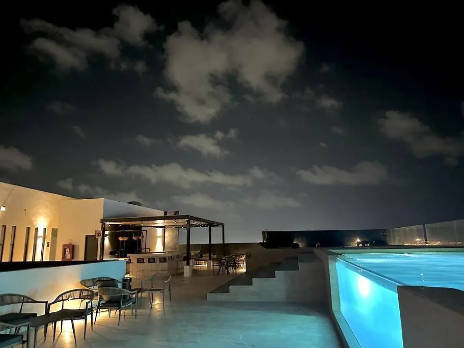 Pool View Condo / Rooftop Pool, Jacuzzi, Gym & Bar Playa del Carmen 0*,  Mexico